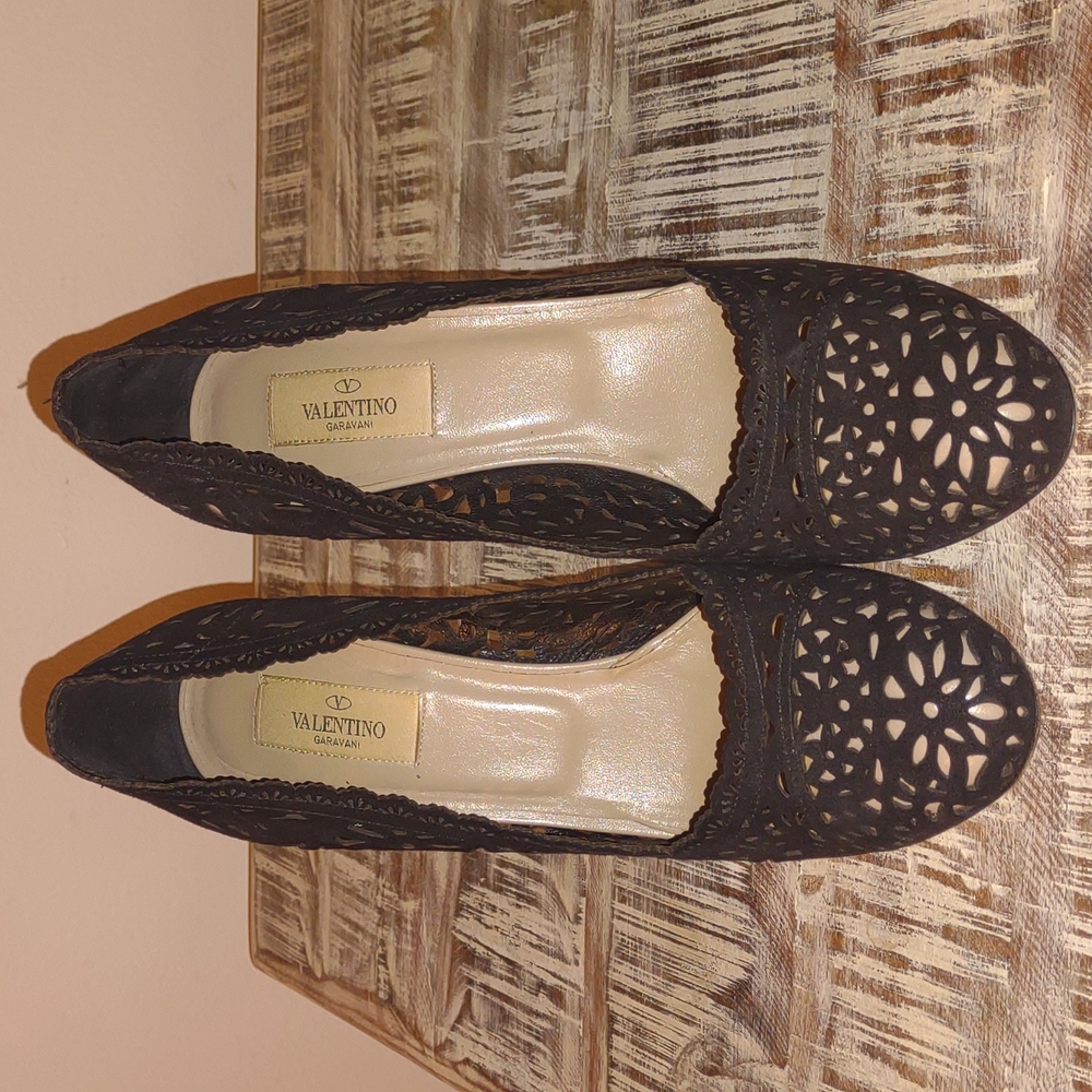 High heel shoes